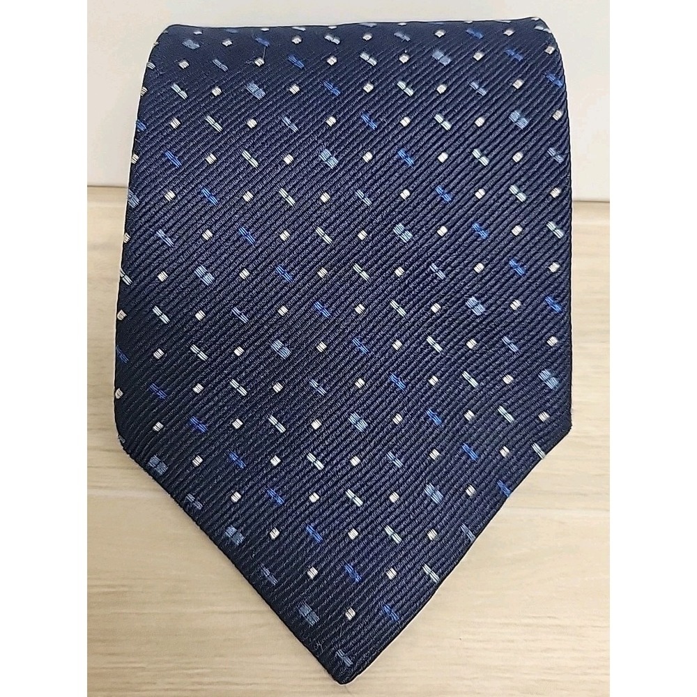 Tommy Hilfiger Men's 100% Silk Tie Navy Blue  Dot Pattern Made In USA EUC